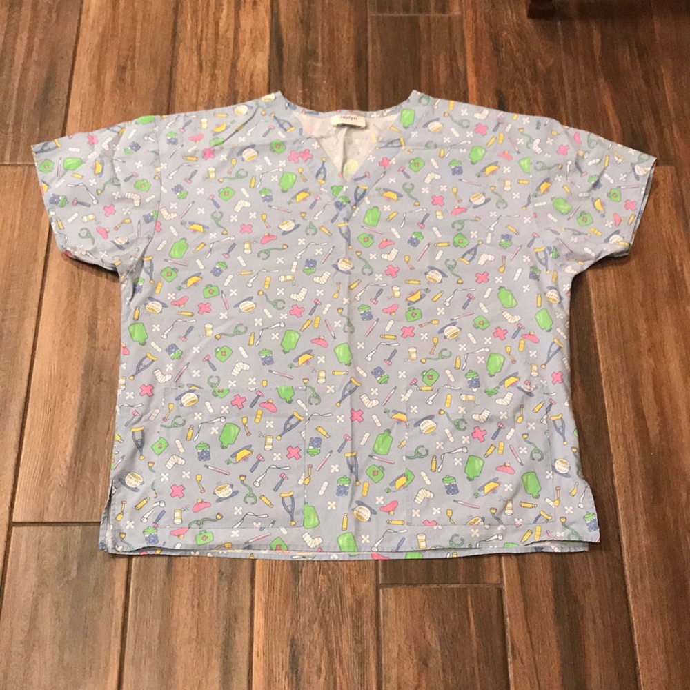 👩🏼‍⚕️ LN Jaylyn brand women’s scrub shirt
